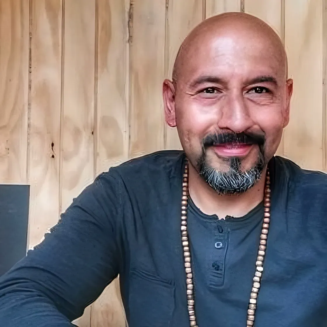 Daniel Carreño (Miccael Sais)